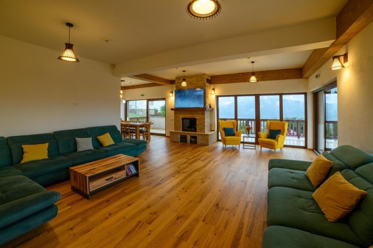 Chalet First Hill Гура-Гуморулуй Экстерьер фото