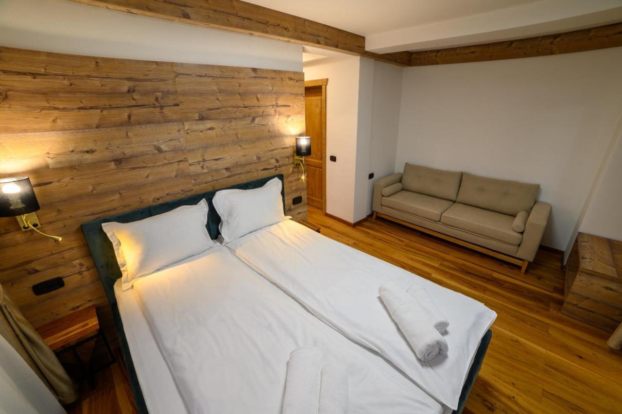 Chalet First Hill Гура-Гуморулуй Экстерьер фото